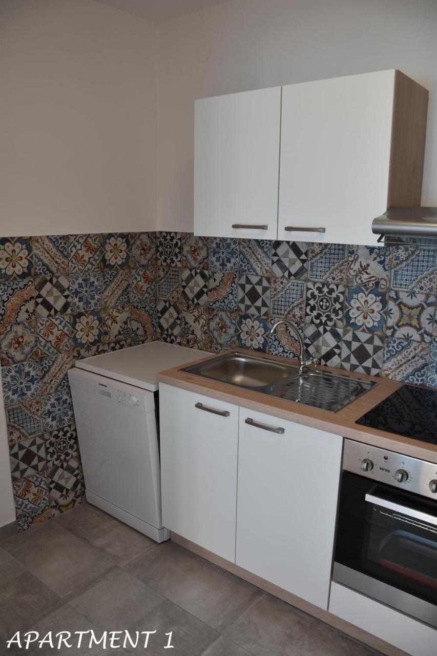 Apartments Luka Τρογκίρ Εξωτερικό φωτογραφία