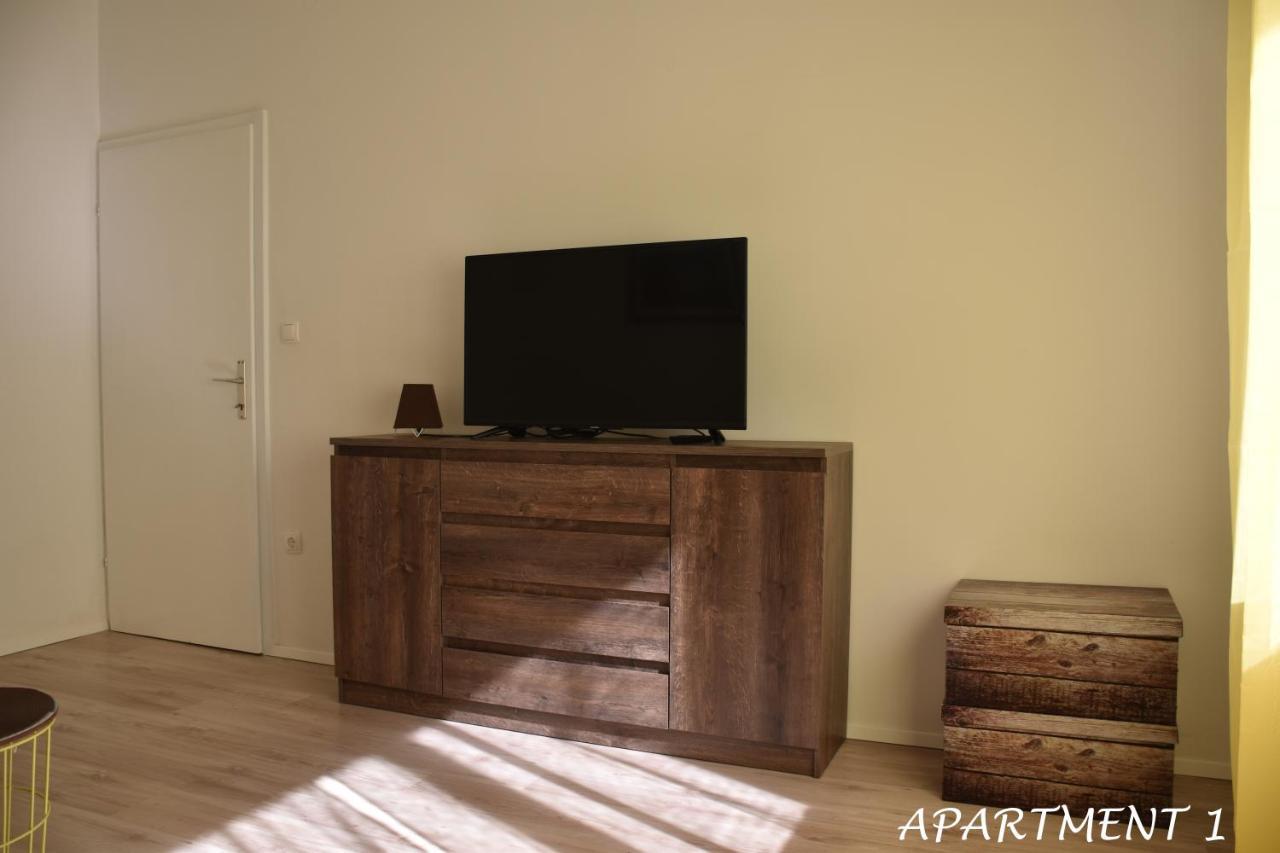 Apartments Luka Τρογκίρ Εξωτερικό φωτογραφία