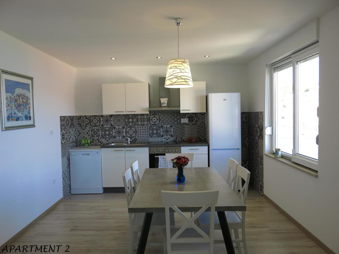 Apartments Luka Τρογκίρ Εξωτερικό φωτογραφία