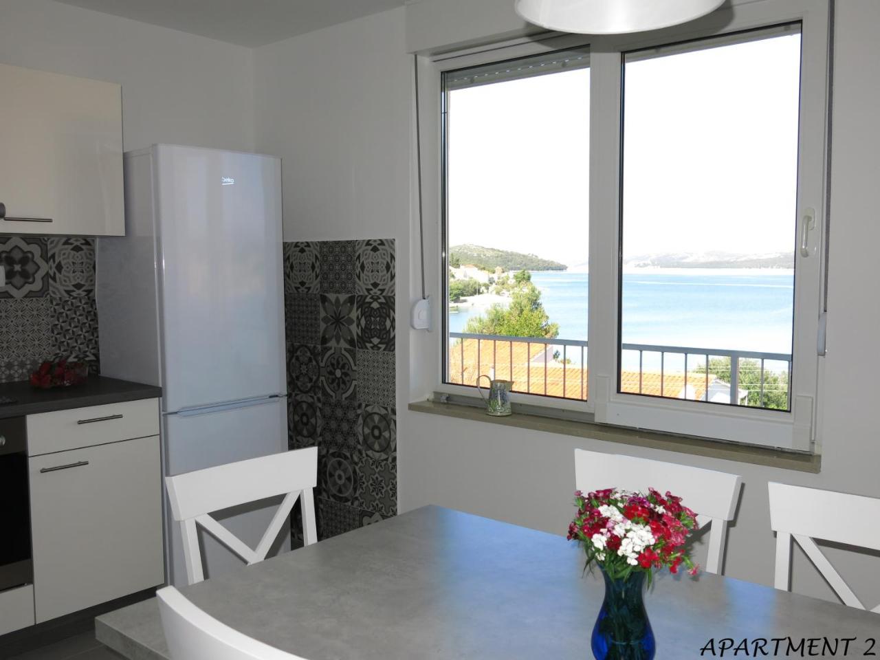 Apartments Luka Τρογκίρ Εξωτερικό φωτογραφία